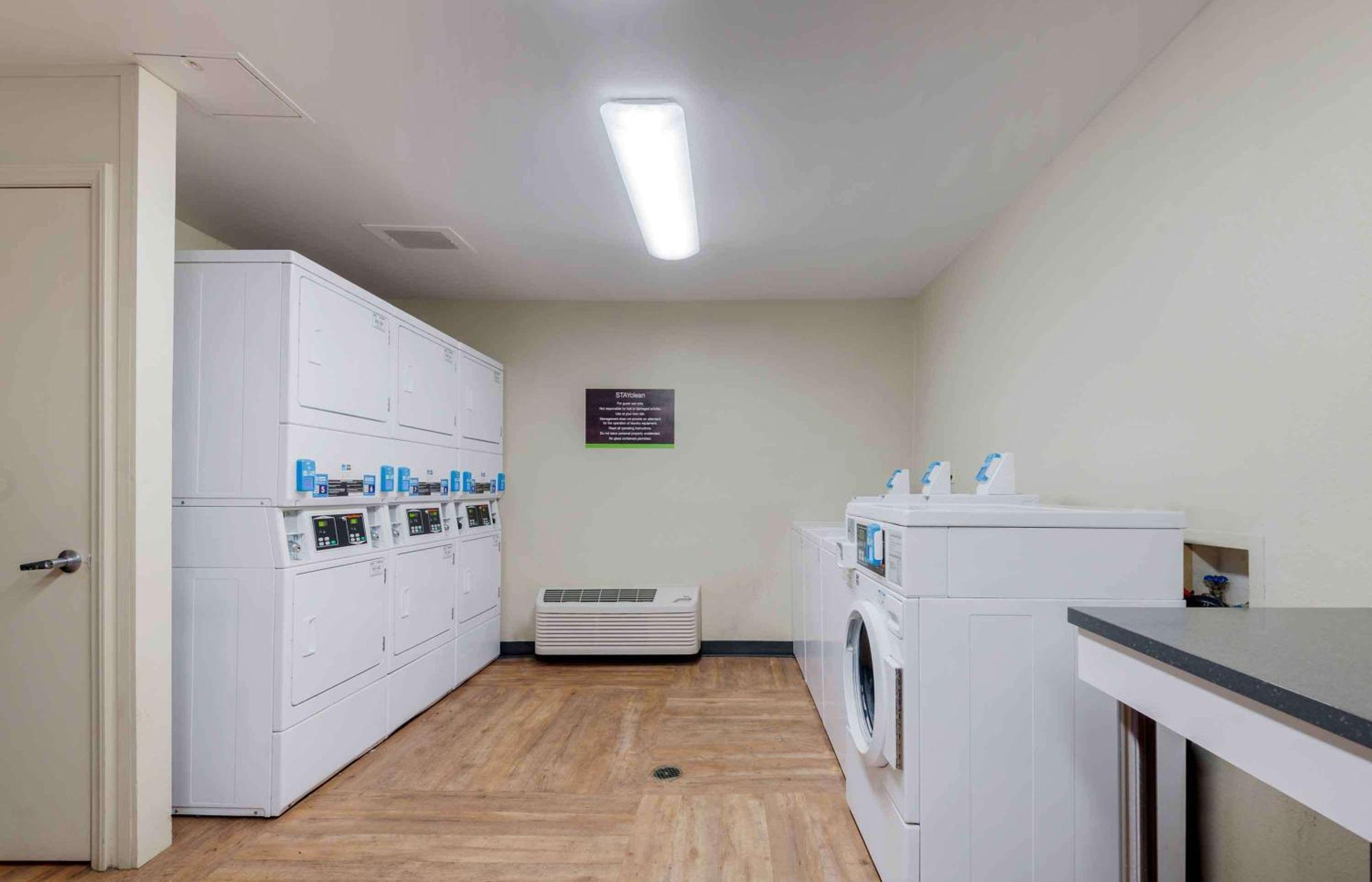 Extended Stay America Suites - Charlotte - University Place Zewnętrze zdjęcie